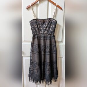 BCBGMAXAZRIA Strapless Black Lacey Tulle Cocktail Dress Nude Liner Size 0